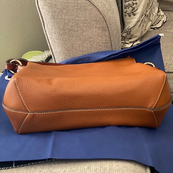 Dooney & Bourke Pebble Grain Twist Strap Hobo - Picture 3 of 4